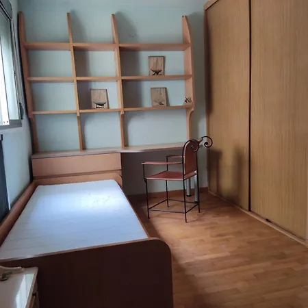 Fully-equipped Luxury Penthouse דירה *